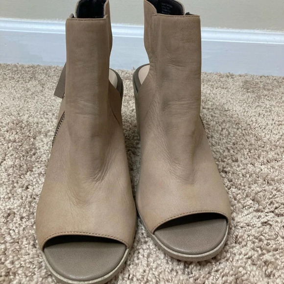 Sole Society Arizona night taupe block heel booties size 8 - Picture 3 of 10